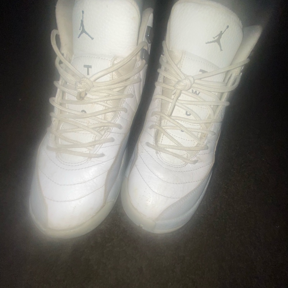 Jordan Men's Sneakers in White and Gray